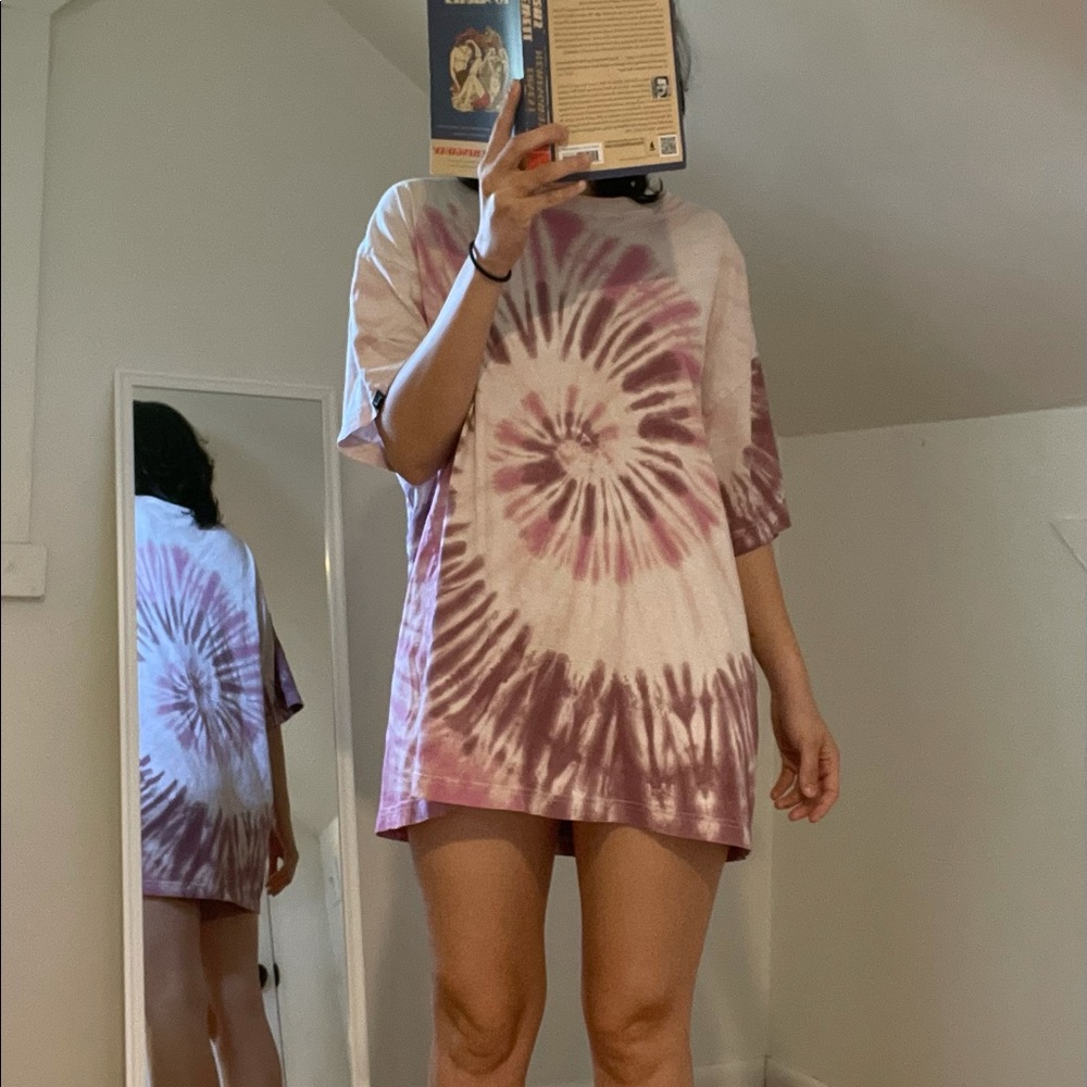 VS Pink tie dye t shirt